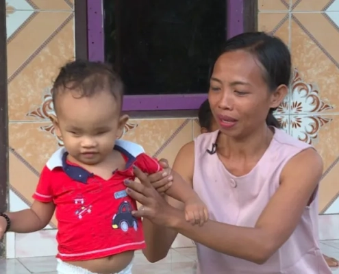 Baby Narendra was born without eyes [Fakhrur Rozi/ Al Jazeera]