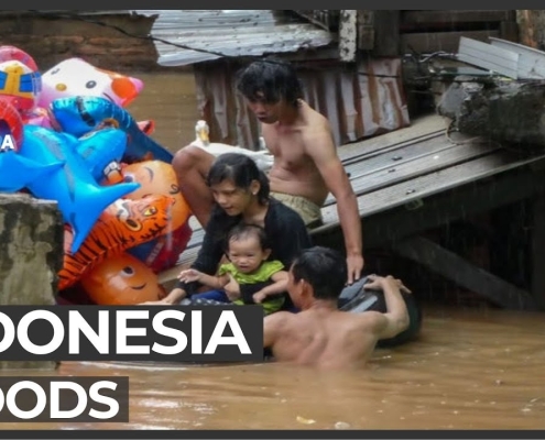 Indonesians slam government over flood response